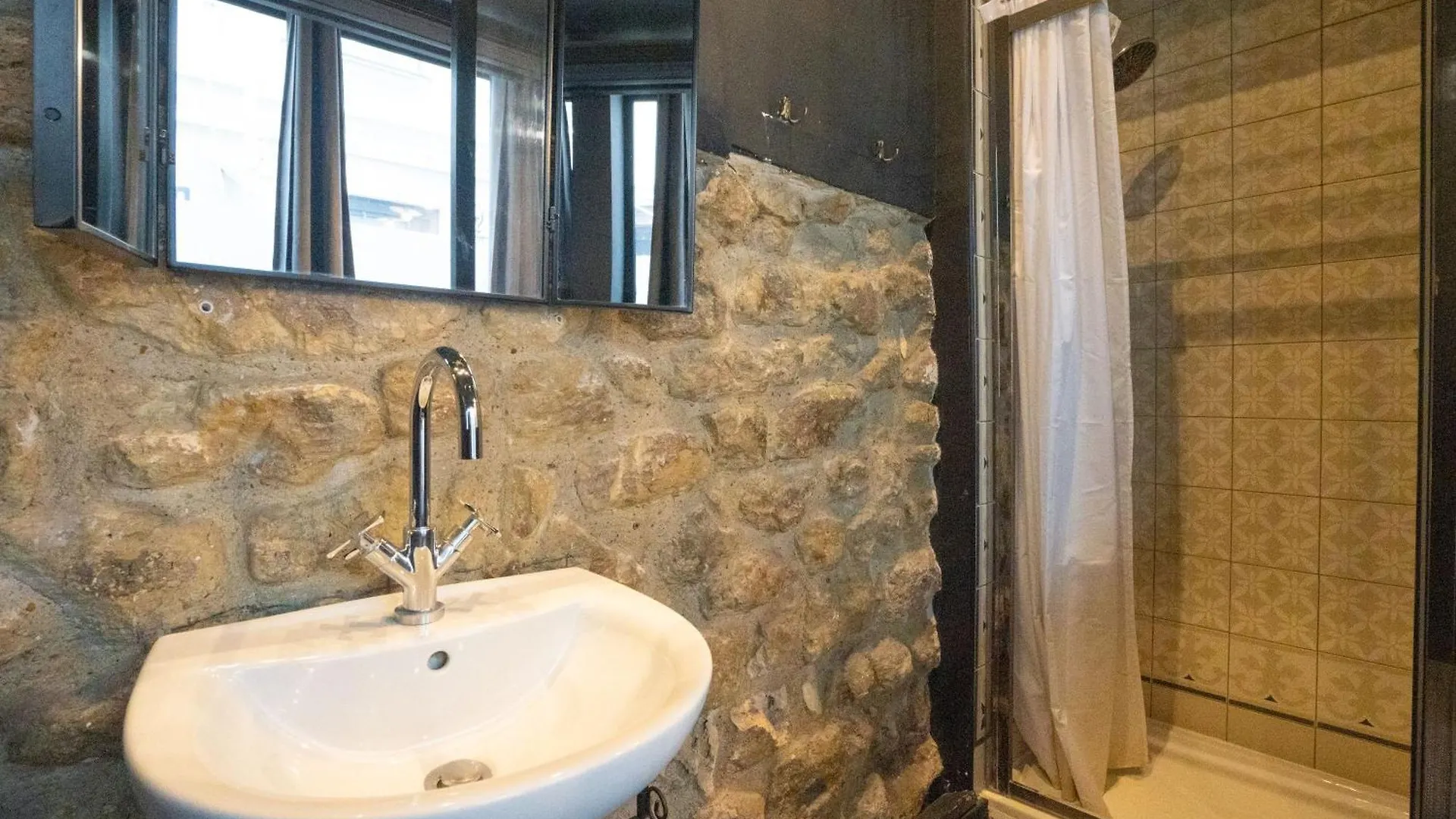 Studio Notre Dame De Nazareth Paris 3 - 2P - Flat-Guest France